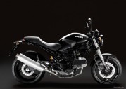 Ducati Monster 695